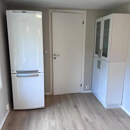 Sentral I Mosterhamn Apartamento Bomlo